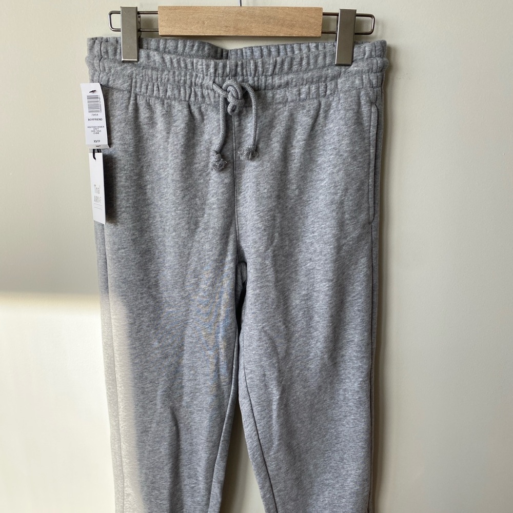 Aritzia TNA Boyfriend Airy AF Fleece XS - NWT